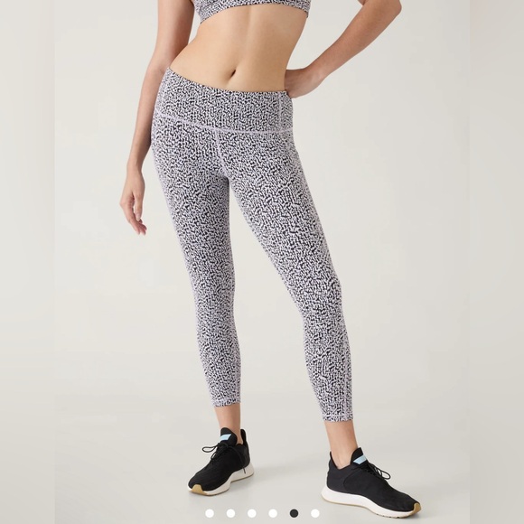 Athleta ULTIMATE STASH HIGH RISE 7/8 TIGHT - Picture 5 of 9